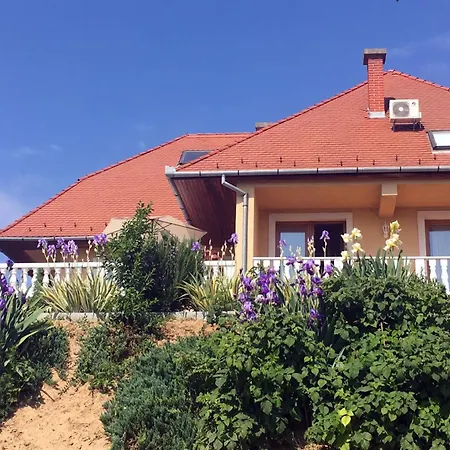 Lägenhet Hevizquelle By Interhome